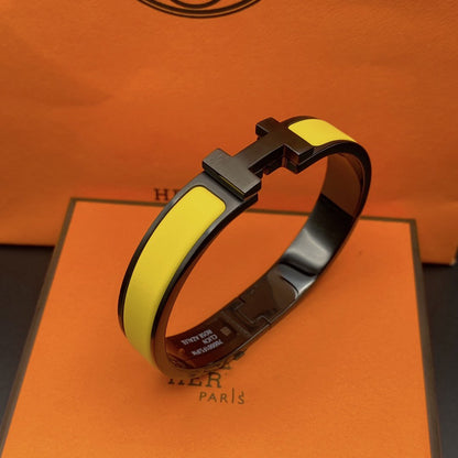 [Rani Jewelry]CLIC HM SO BLACK YELLOW BRACELET