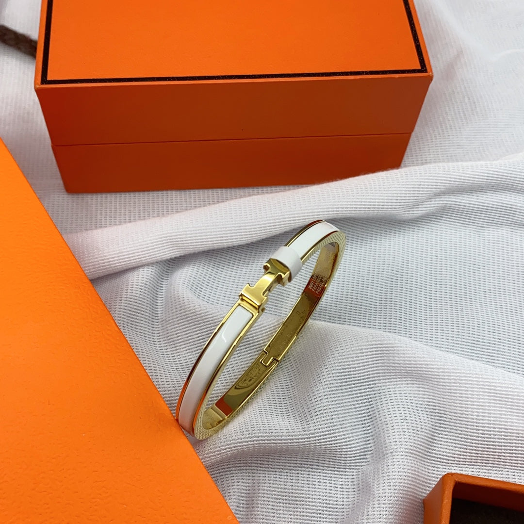 [Rani Jewelry]CLASSIC HM CLIC WHITE 8MM ENAMEL BRACELET