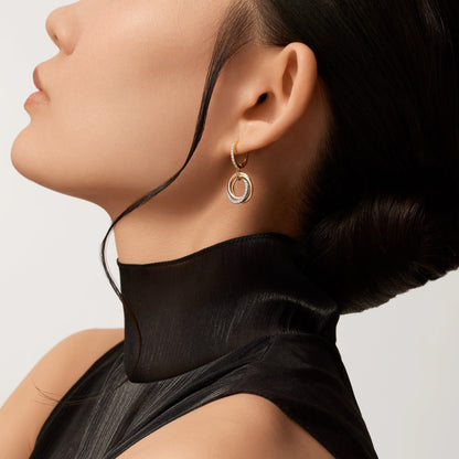 [Rani Jewelry] TRINITY HALF DIAMOND  EARRINGS