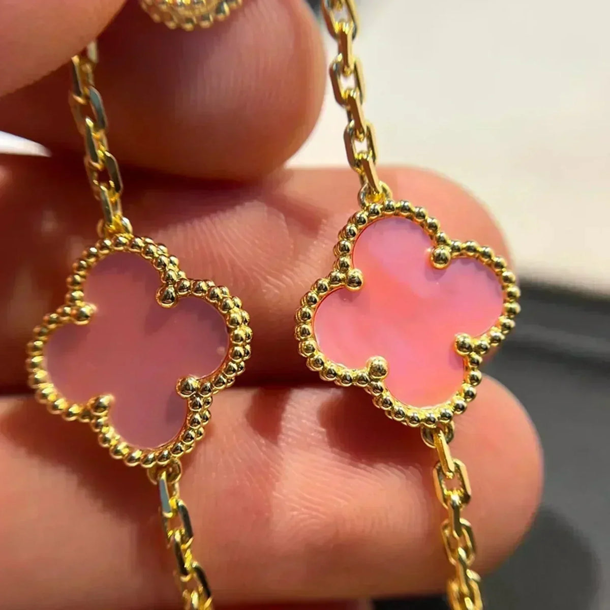 [Rani Jewelry] CLOVER 5 MOTIFS  PINK MOP BRACELET COLLECTION