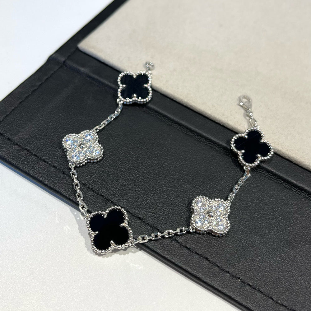 [Rani Jewelry] CLOVER 5 MOTIF ONYXS BRACELET COLLECTION