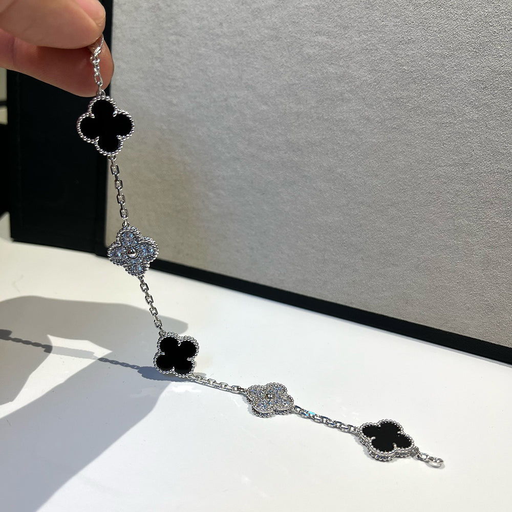[Rani Jewelry] CLOVER 5 MOTIF ONYXS BRACELET COLLECTION