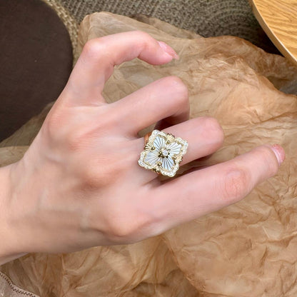 [Rani Jewelry JEWELRY] OPERA TULLE  RING WITH  ENAMEL BACKGROUND