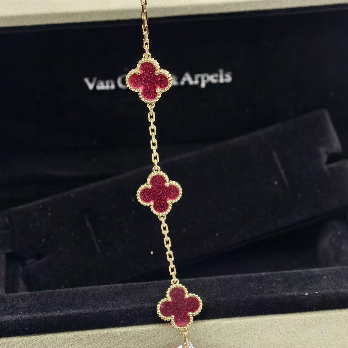 [Rani Jewelry]NEW CLOVER 5 MOTIFS PINK ENAMEL BRACELET