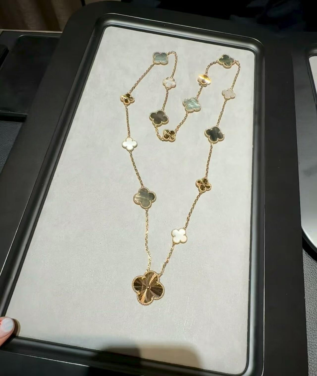 [Rani Jewelry]DETACHABLE CLOVER 15(11+4) FLOWER ROSE GOLD NECKLACE SET
