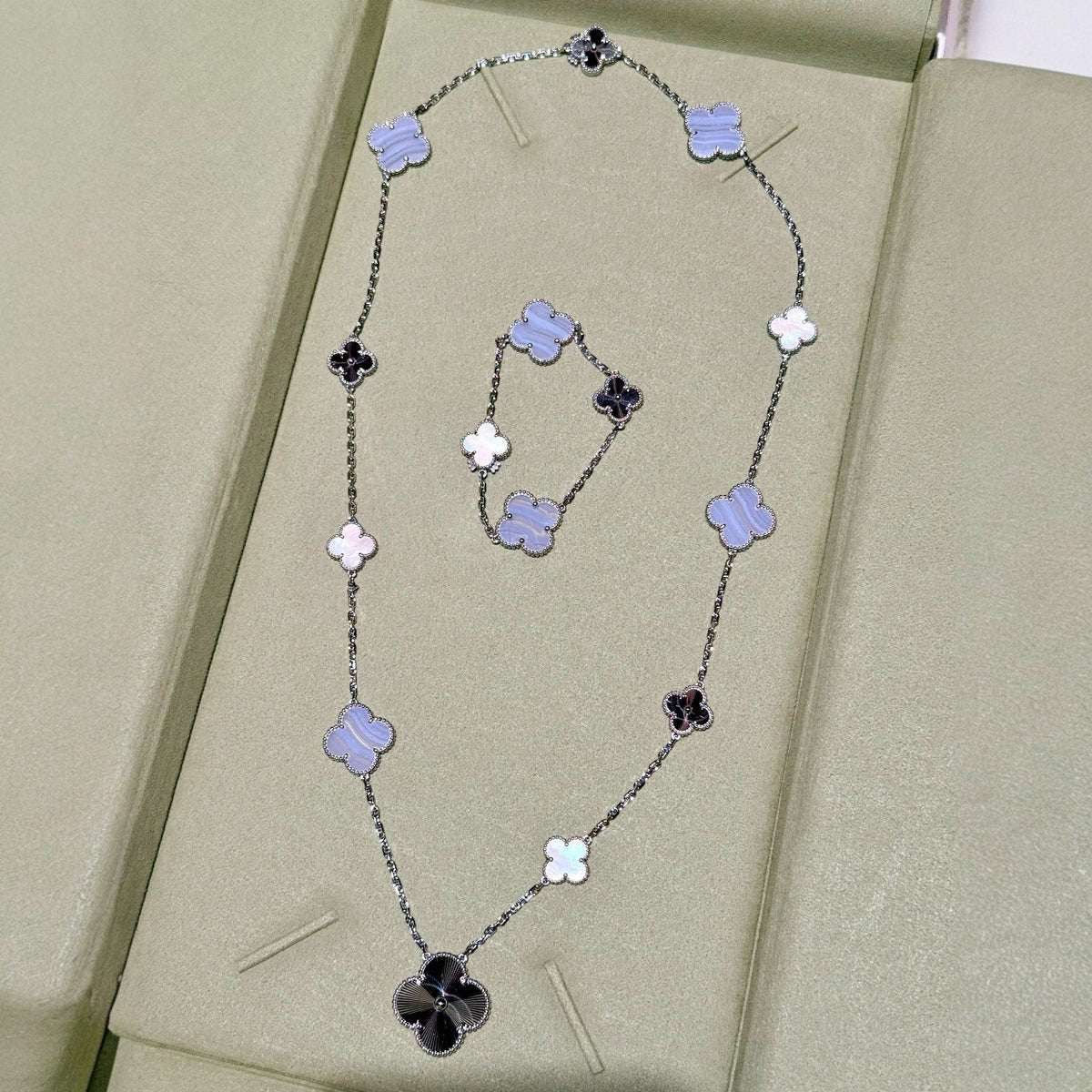 [Rani Jewelry]DETACHABLE CLOVER 15(11+4) FLOWER SILVER NECKLACE SET