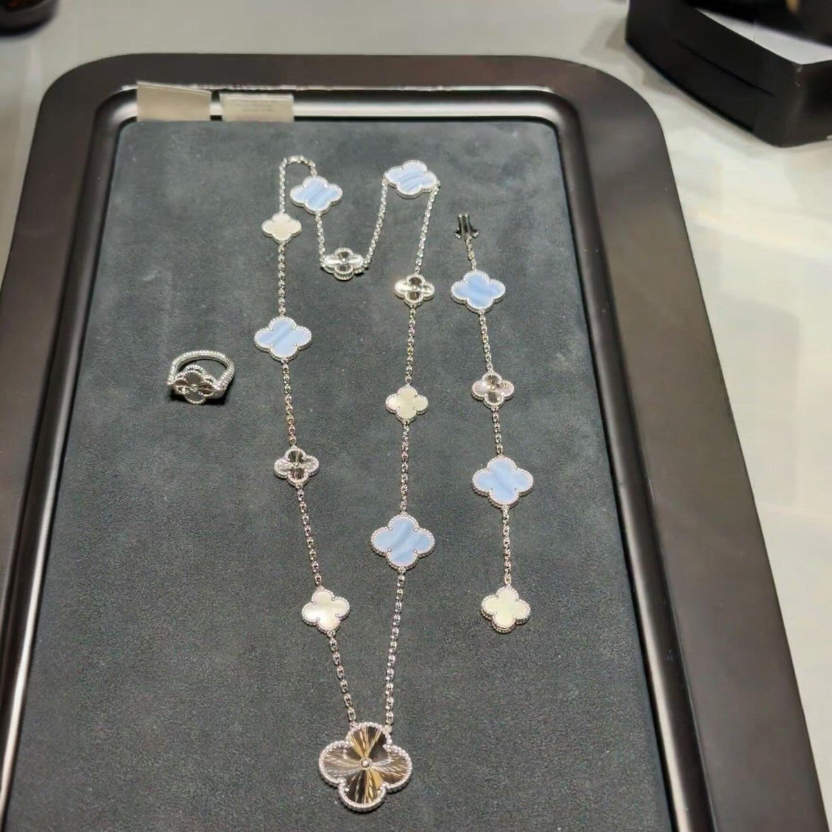 [Rani Jewelry]DETACHABLE CLOVER 15(11+4) FLOWER SILVER NECKLACE SET