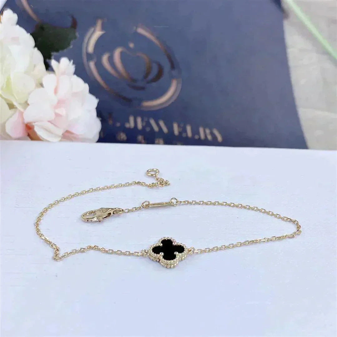 [Rani Jewelry]CLOVER ONYX SINGLE FLOWER BRACELET