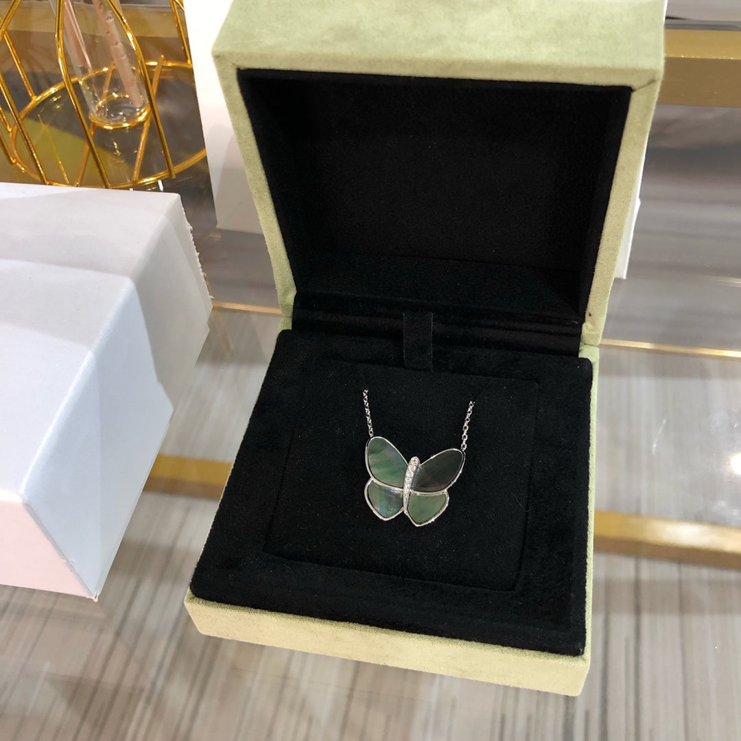[Rani Jewelry]LARGE BUTTERFLY SILVER PENDANT DIAMOND NECKLACE