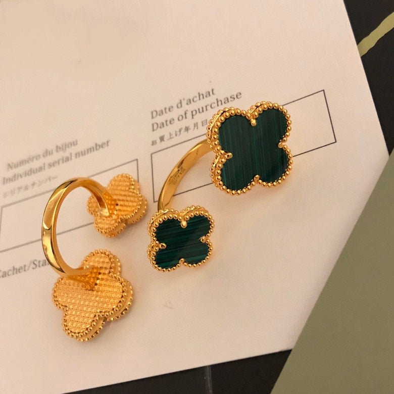 [Rani Jewelry]CLOVER BETWEEN THE FINGER RING